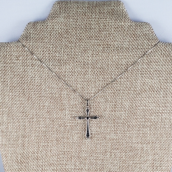 Sterling Silver Black Spinel Cross Pendant - Picture 7 of 8